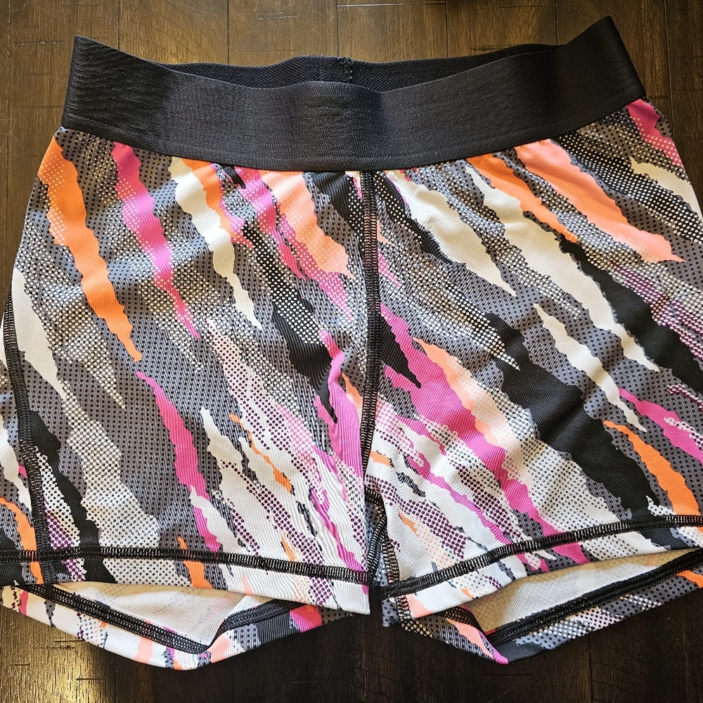 VS Sport Shorts